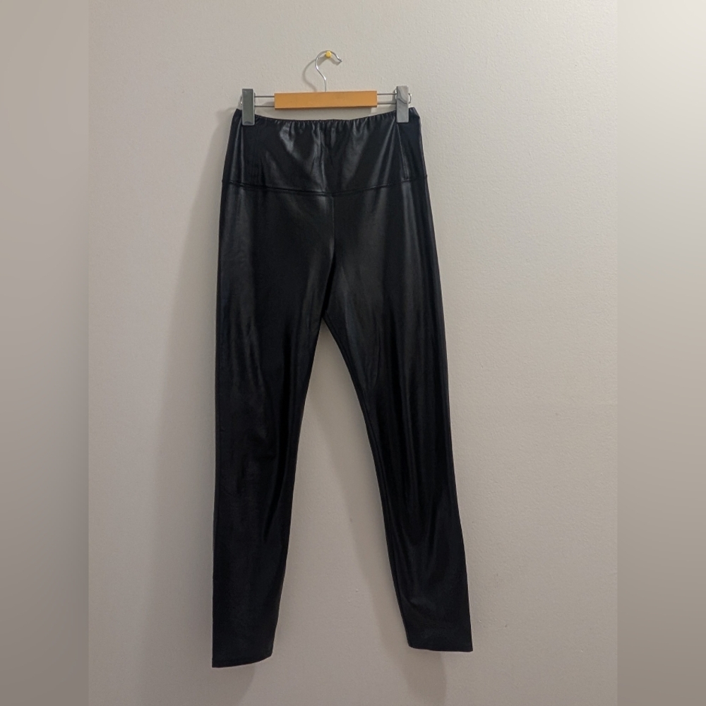 Aritzia Wilfred Free Daria Vegan Leather Leggings - Black - Size M